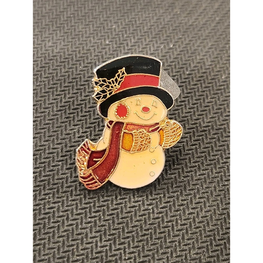 Vtg Top Hat‎ Snow Man Long red scarf Snowman Lapel Hat Vest Pin Tie Tack Taiwan